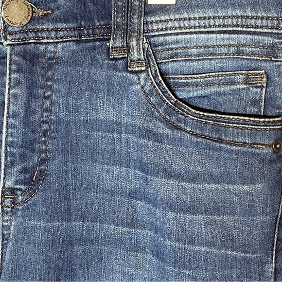 Democracy Ab Technology Step Raw Hem Jeans Women’s 10 - Picture 6 of 11